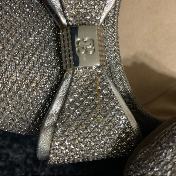 Bandolino Glitter flats. - Picture 5 of 8